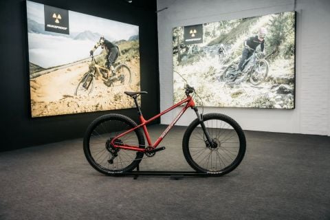 Xe Đạp Địa Hình NUKEPROOF Tracker Comp