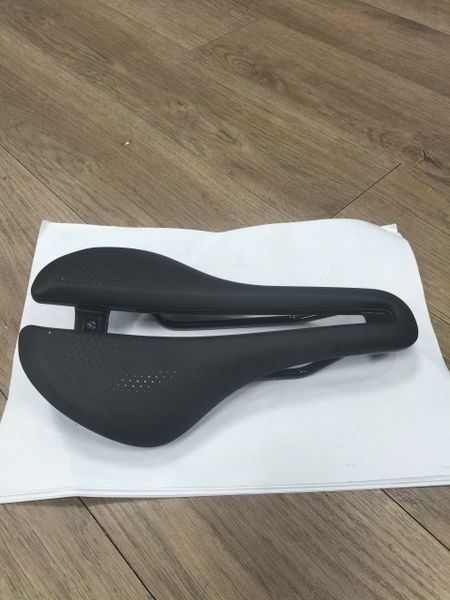 Yên tháo xe Aeolus Comp