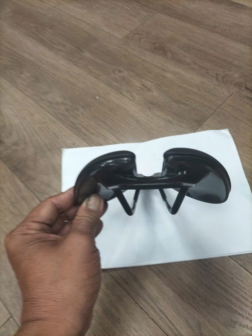 Yên tháo xe Aeolus Comp