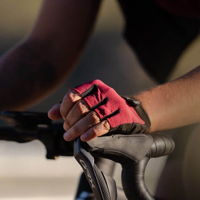 Găng Tay Hở Ngón GIRO Tessa II Gel