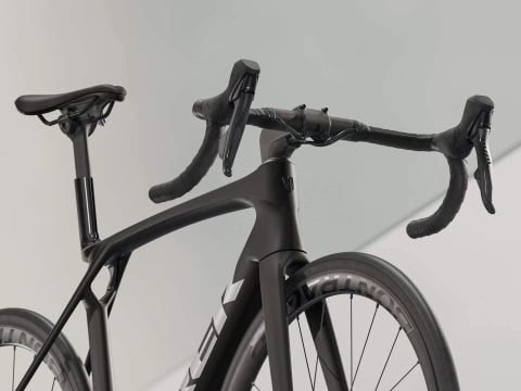 Madone SL 6 AXS Gen 8