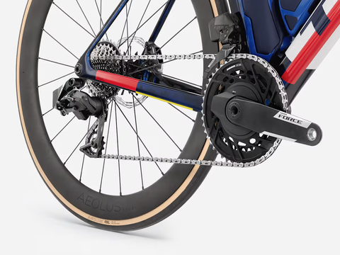 Xe Đạp Đua TREK Madone SLR 7 AXS Gen 8