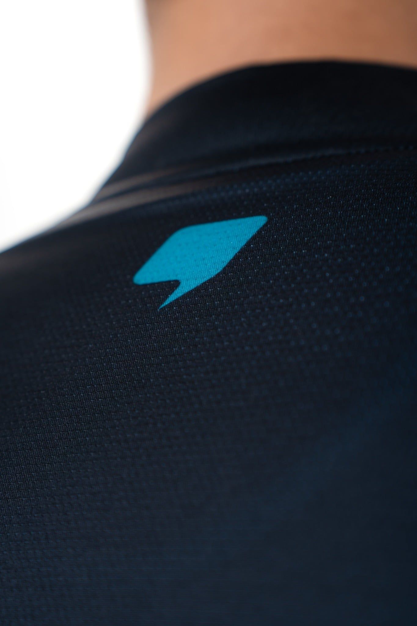 Áo Đạp Xe Tay Dài FASTR Men Elite Long Sleeve