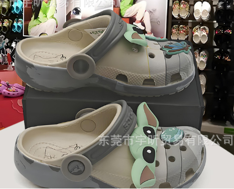  GIAY202562- Crocs 