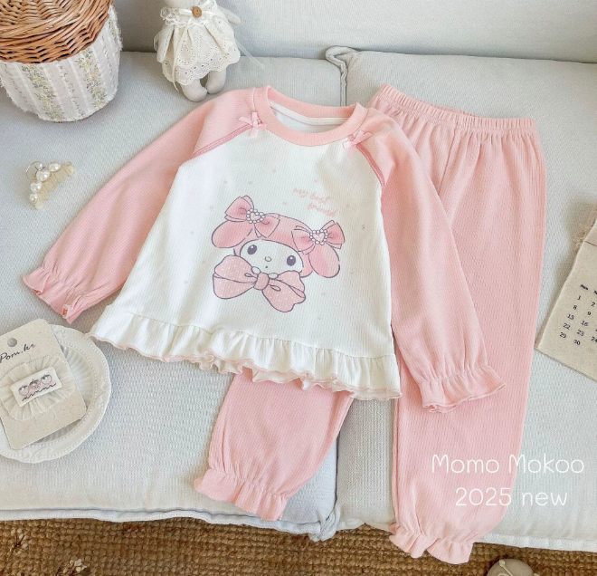  SET202564- Áo + quần 