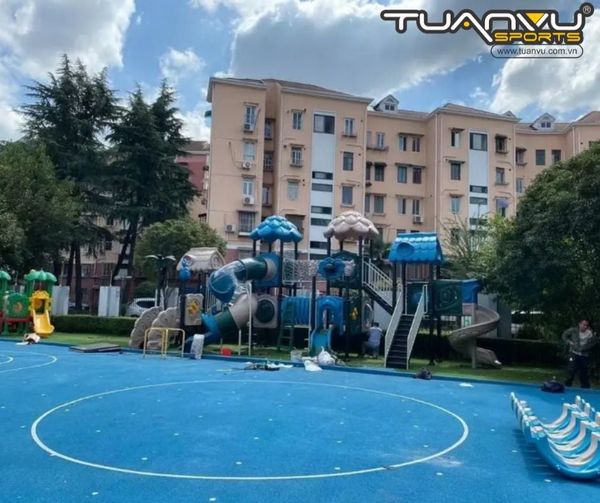 Sân chơi ngoài trời mầm non KP-XAL127. san choi ngoai troi mam non kp xal127