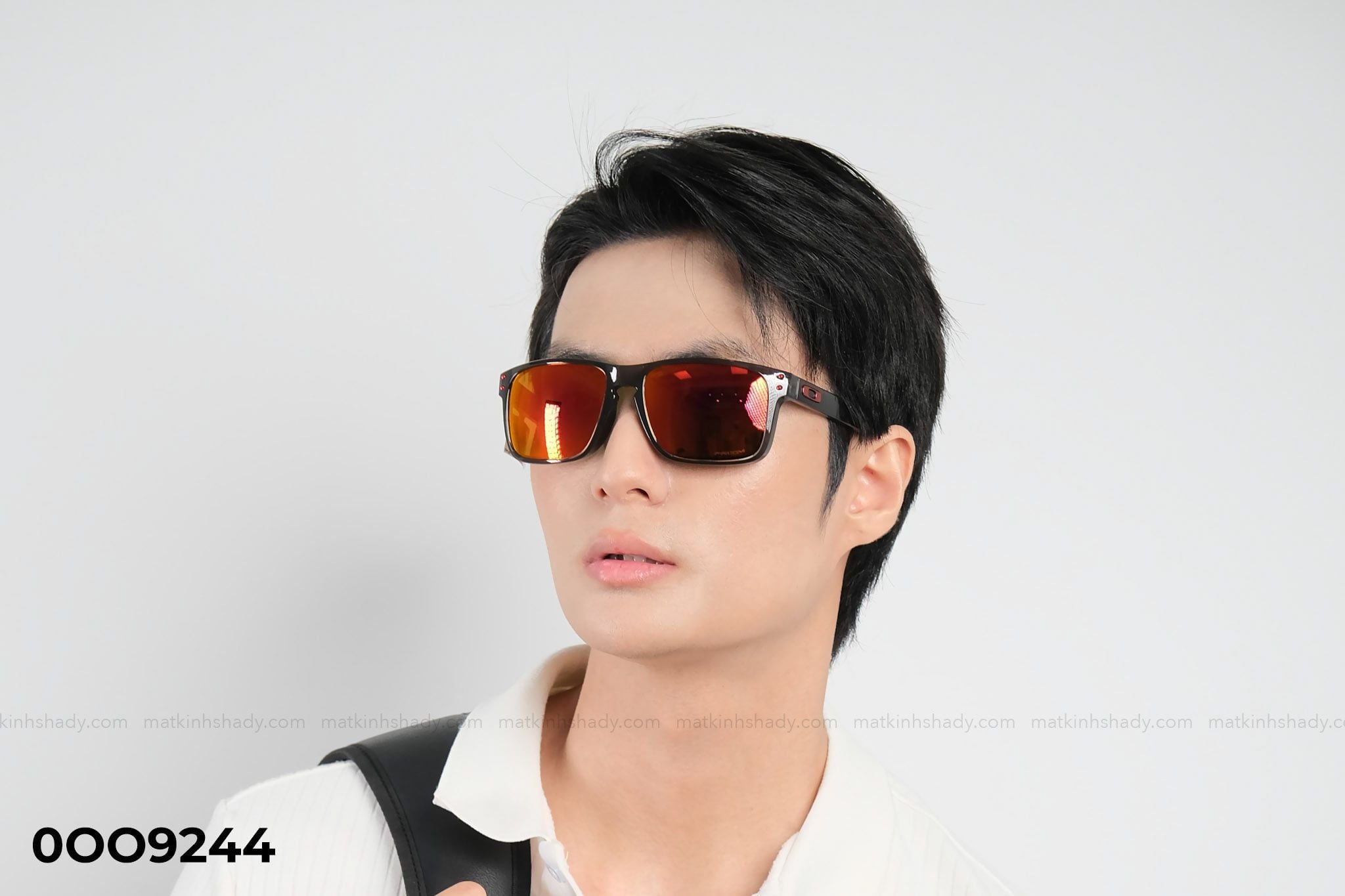  Oakley Eyewear - Sunglasses - 0OO9244 