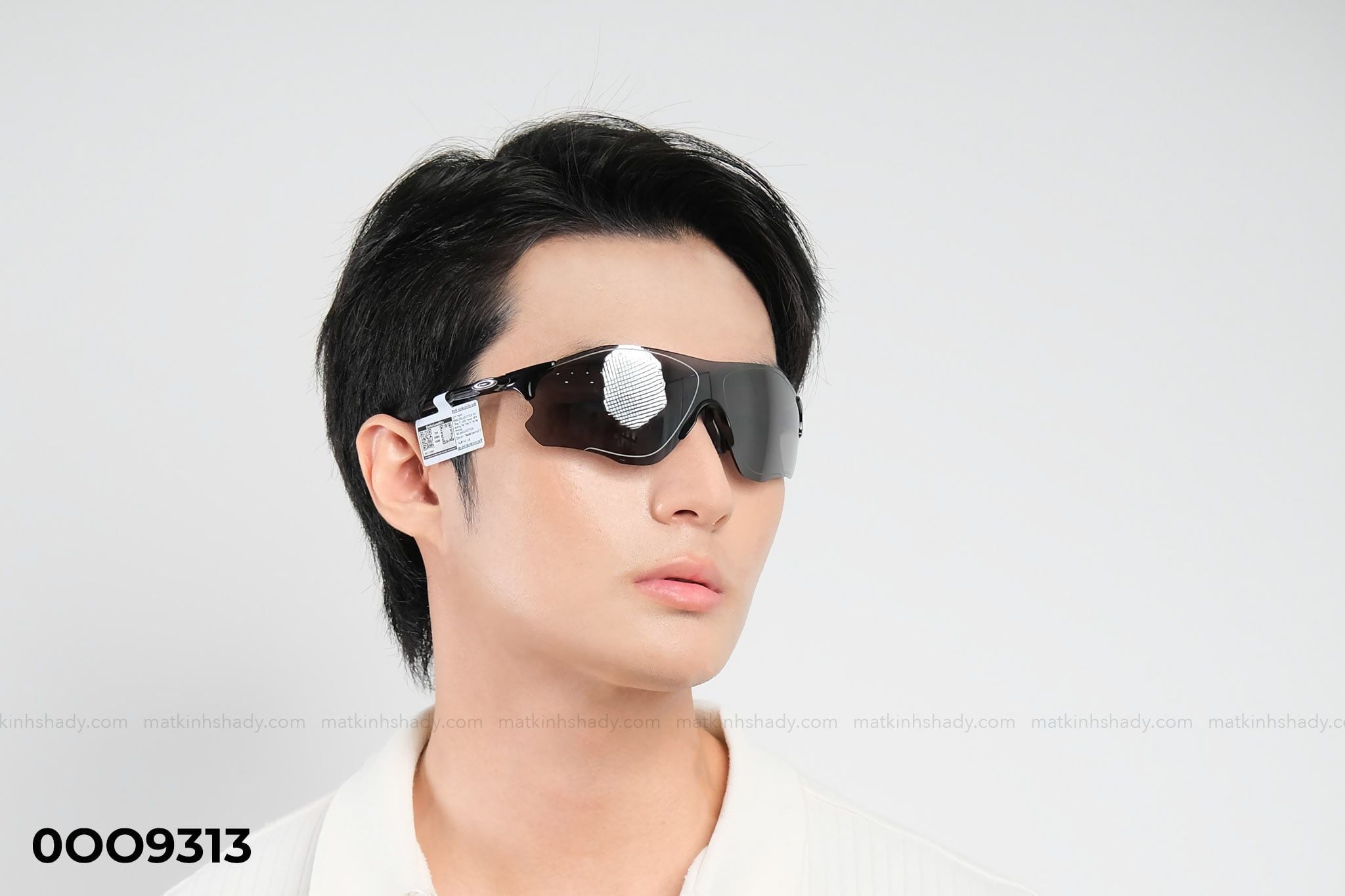  Oakley Eyewear - Sunglasses - 0OO9313 