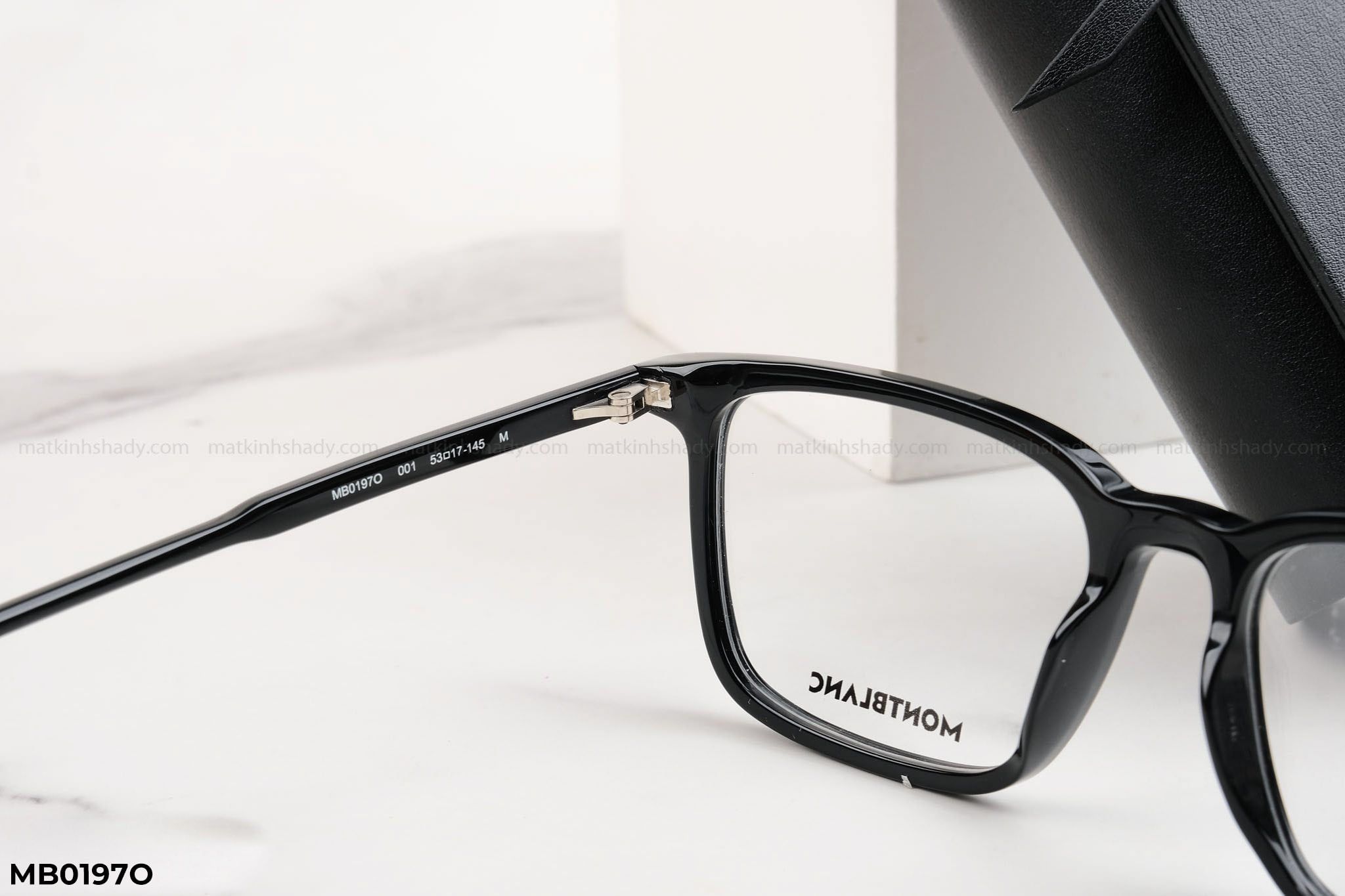  Montblanc Eyewear - Glasses - MB0197O 