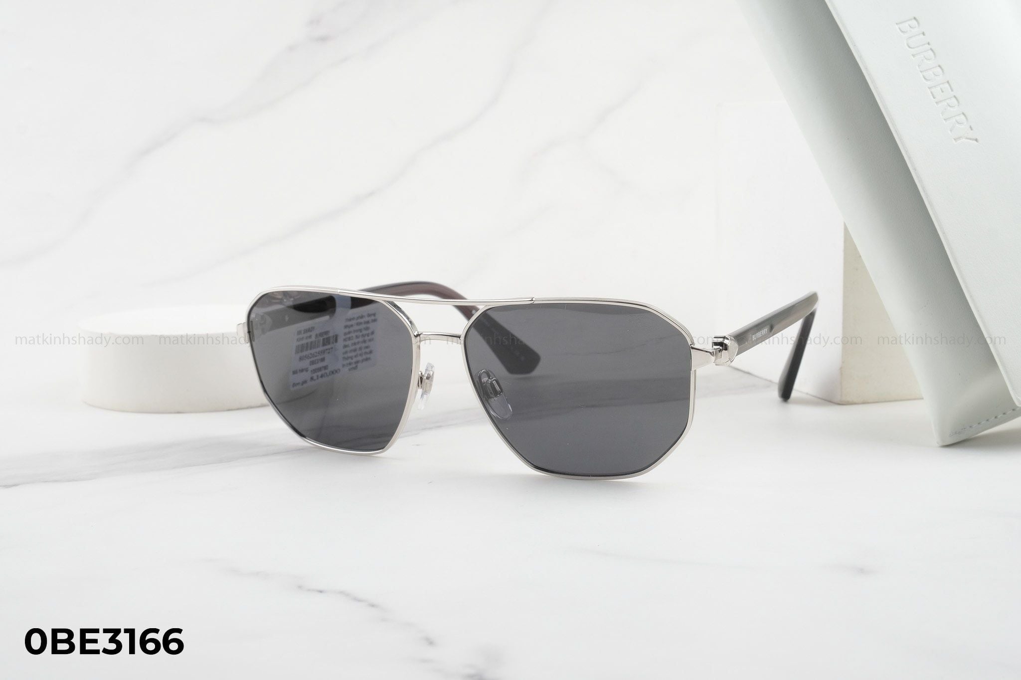  Burberry Eyewear - Sunglasses -  0BE3166 