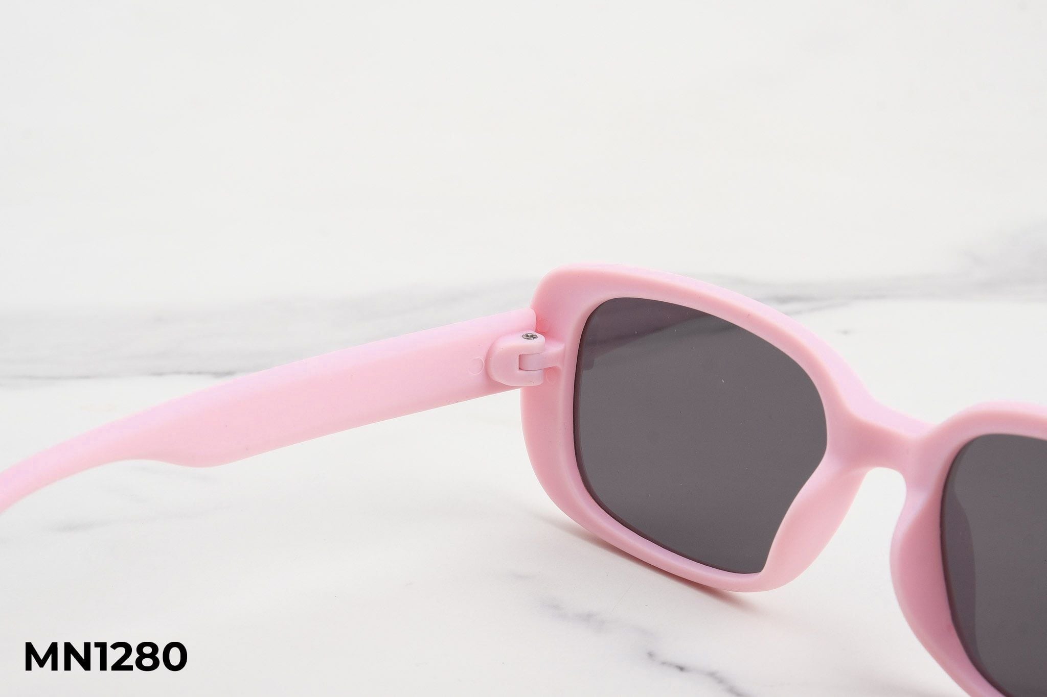  Kính Mát Trẻ Em MN1280 