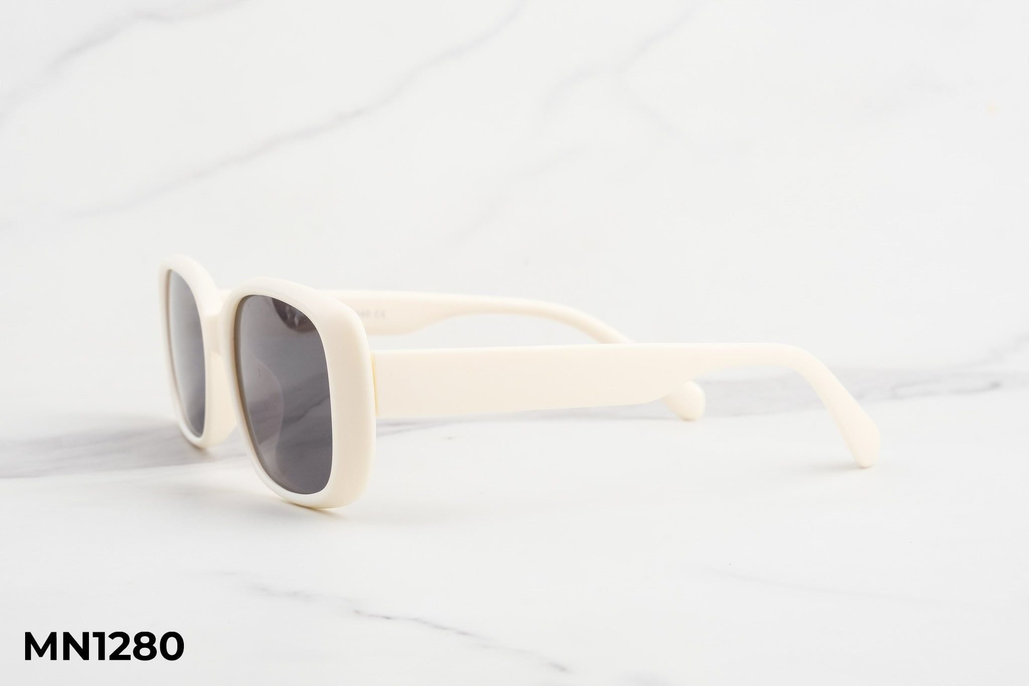  Kính Mát Trẻ Em MN1280 