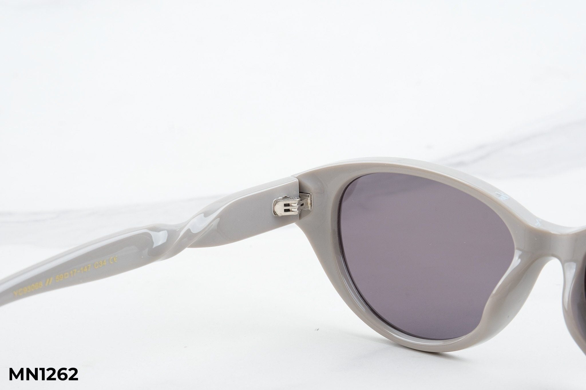  Kính Mát MN1262 