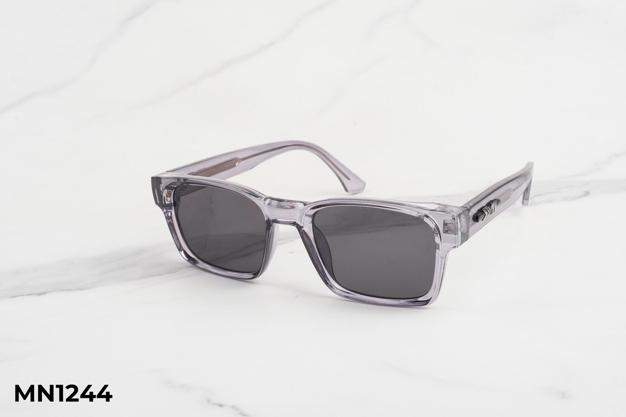  Kính Mát MN1244 