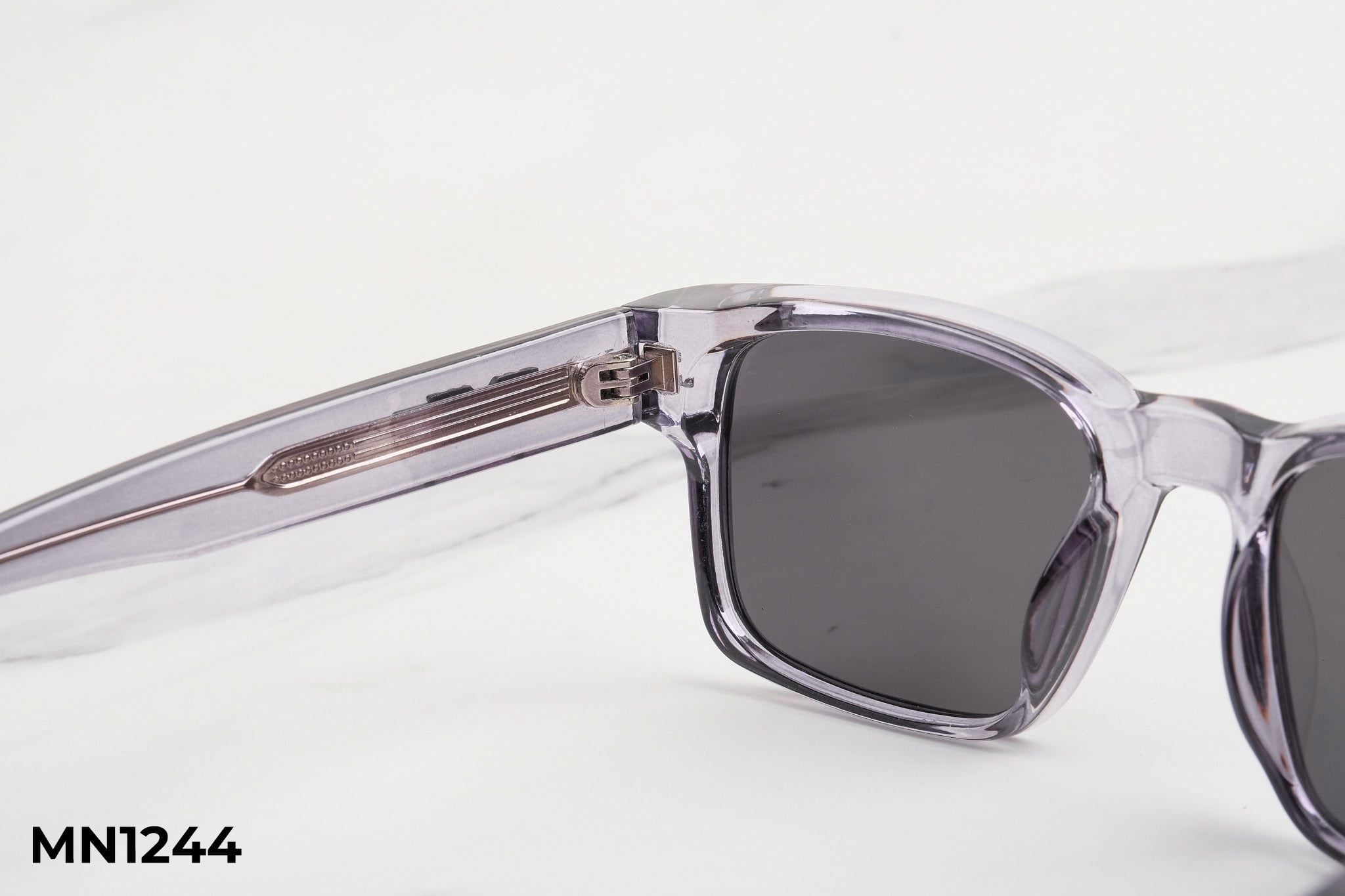  Kính Mát MN1244 
