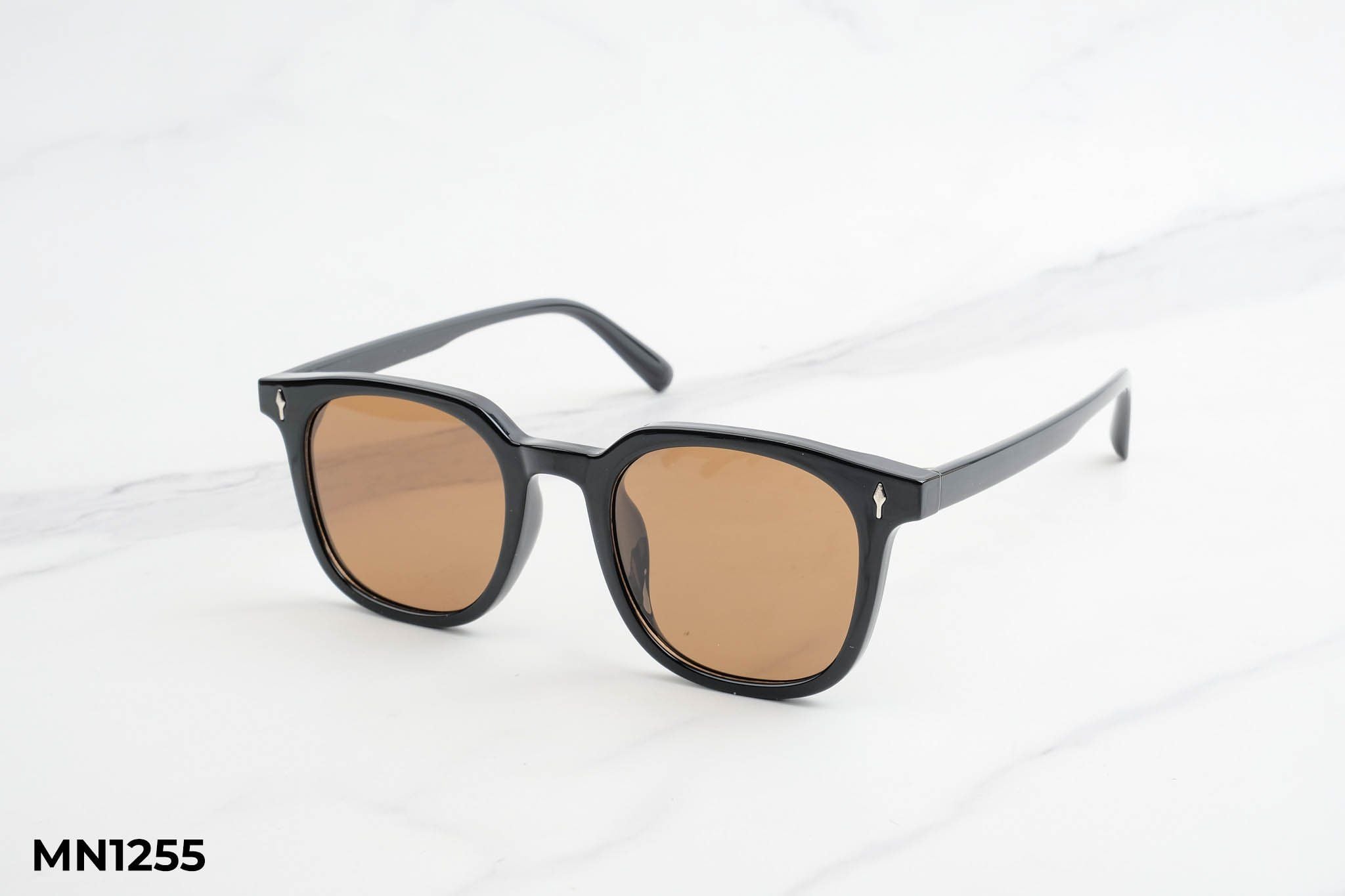  Kính Mát MN1255 