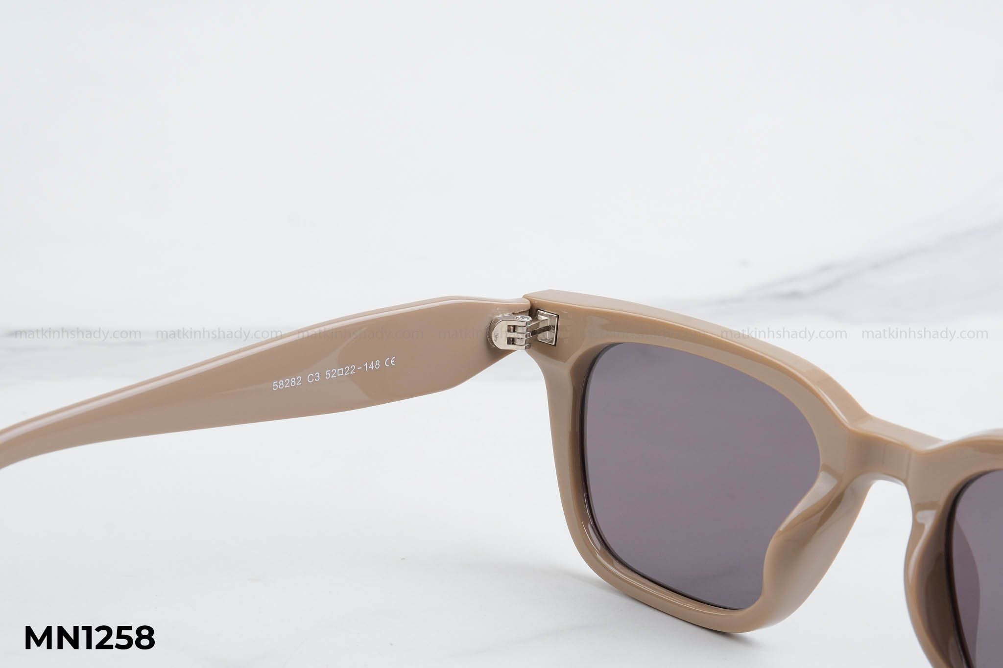  Kính Mát MN1258 