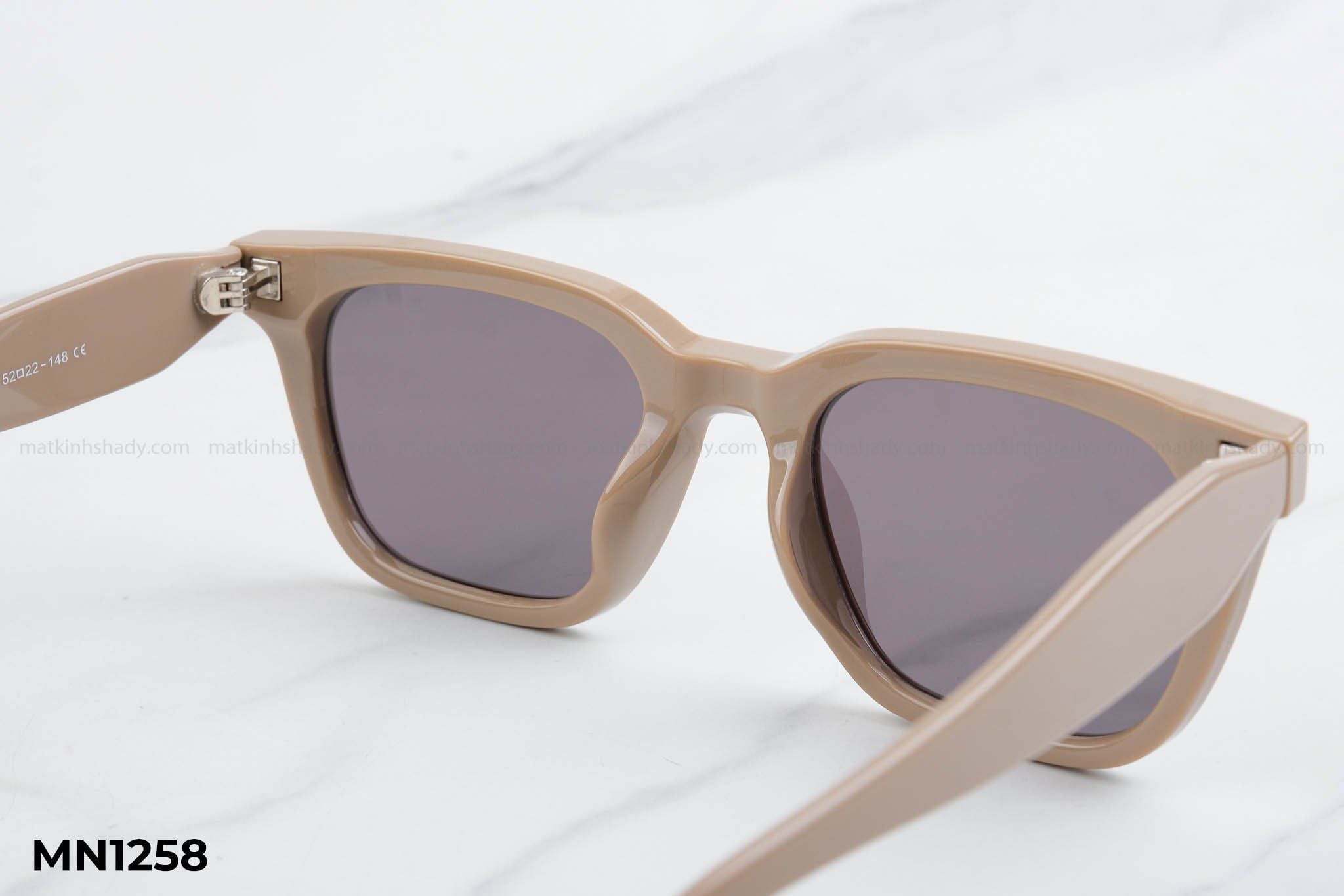  Kính Mát MN1258 
