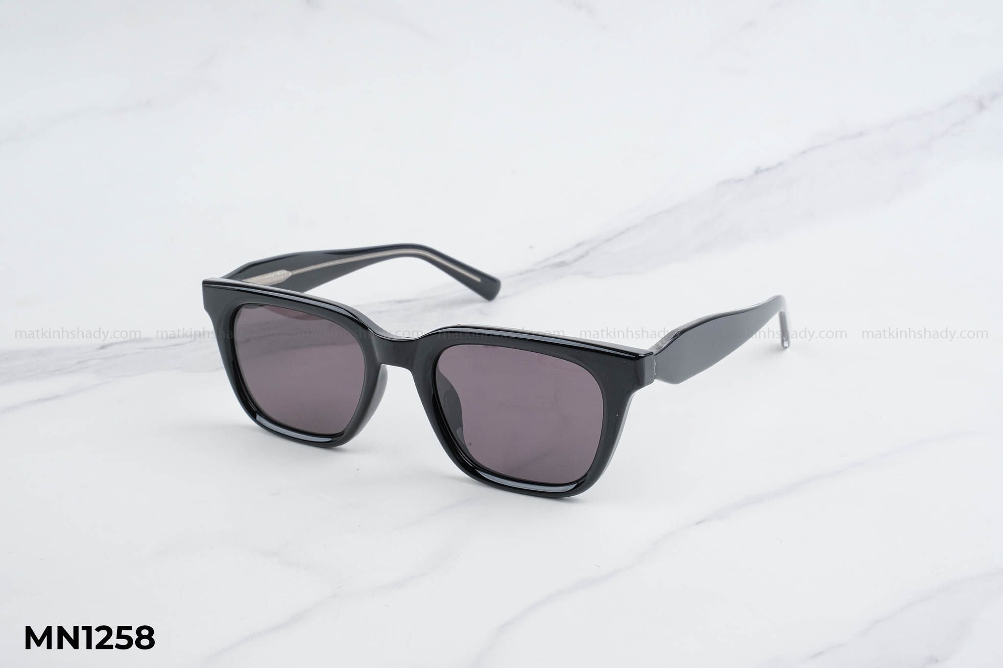  Kính Mát MN1258 