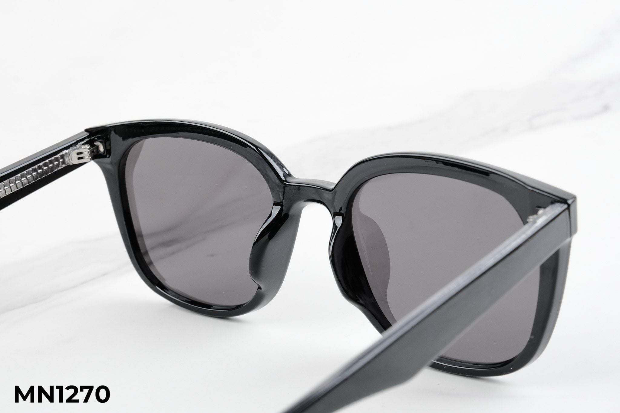 Kính Mát MN1270 