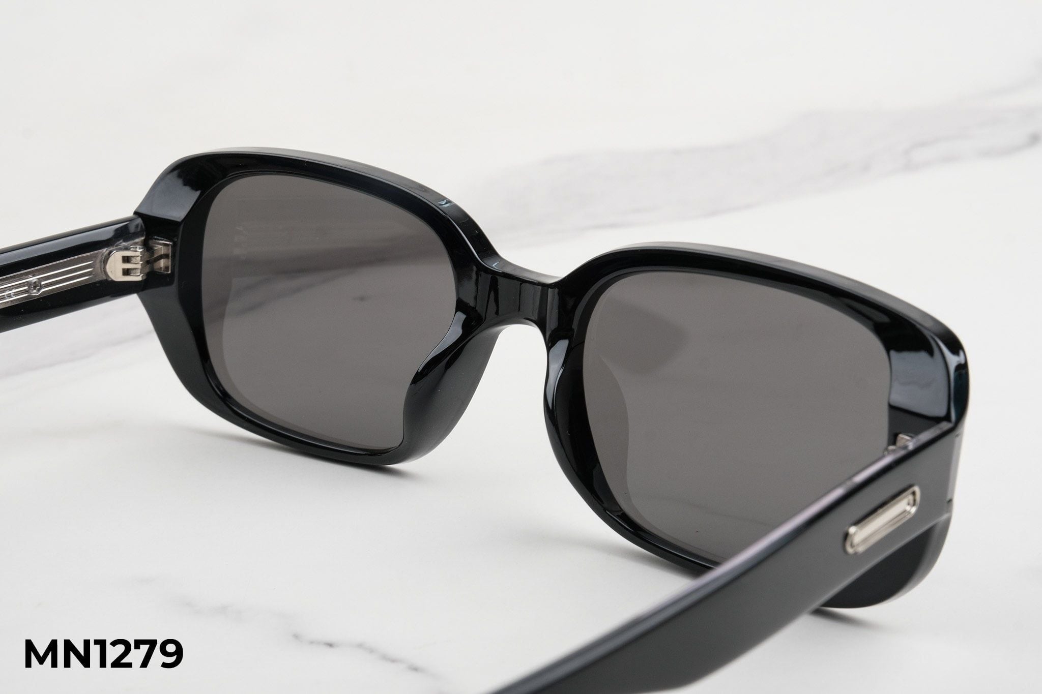  Kính Mát MN1279 
