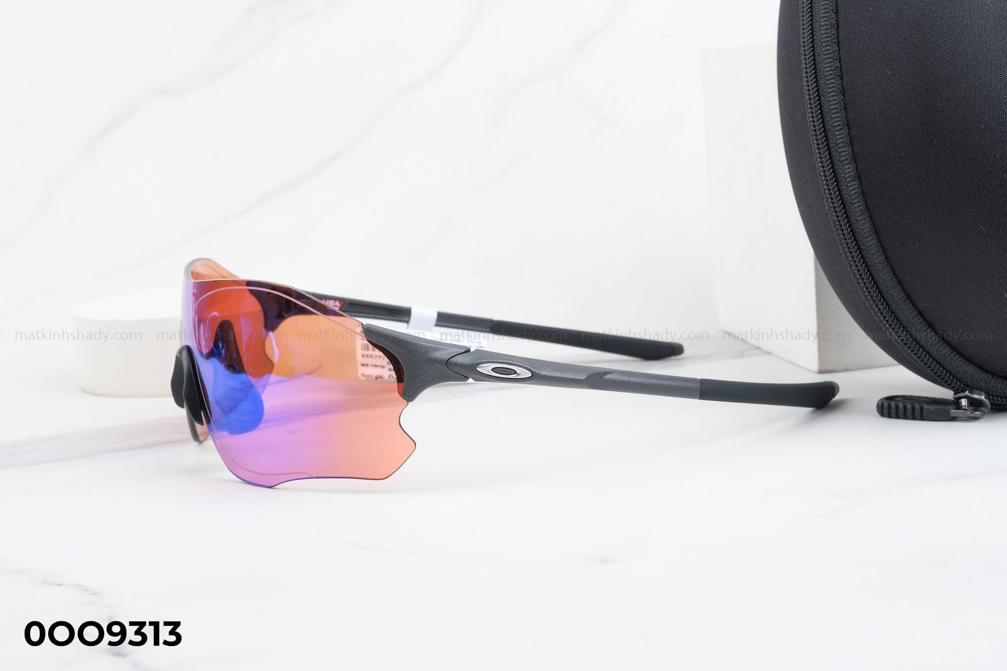  Oakley Eyewear - Sunglasses - 0OO9313 