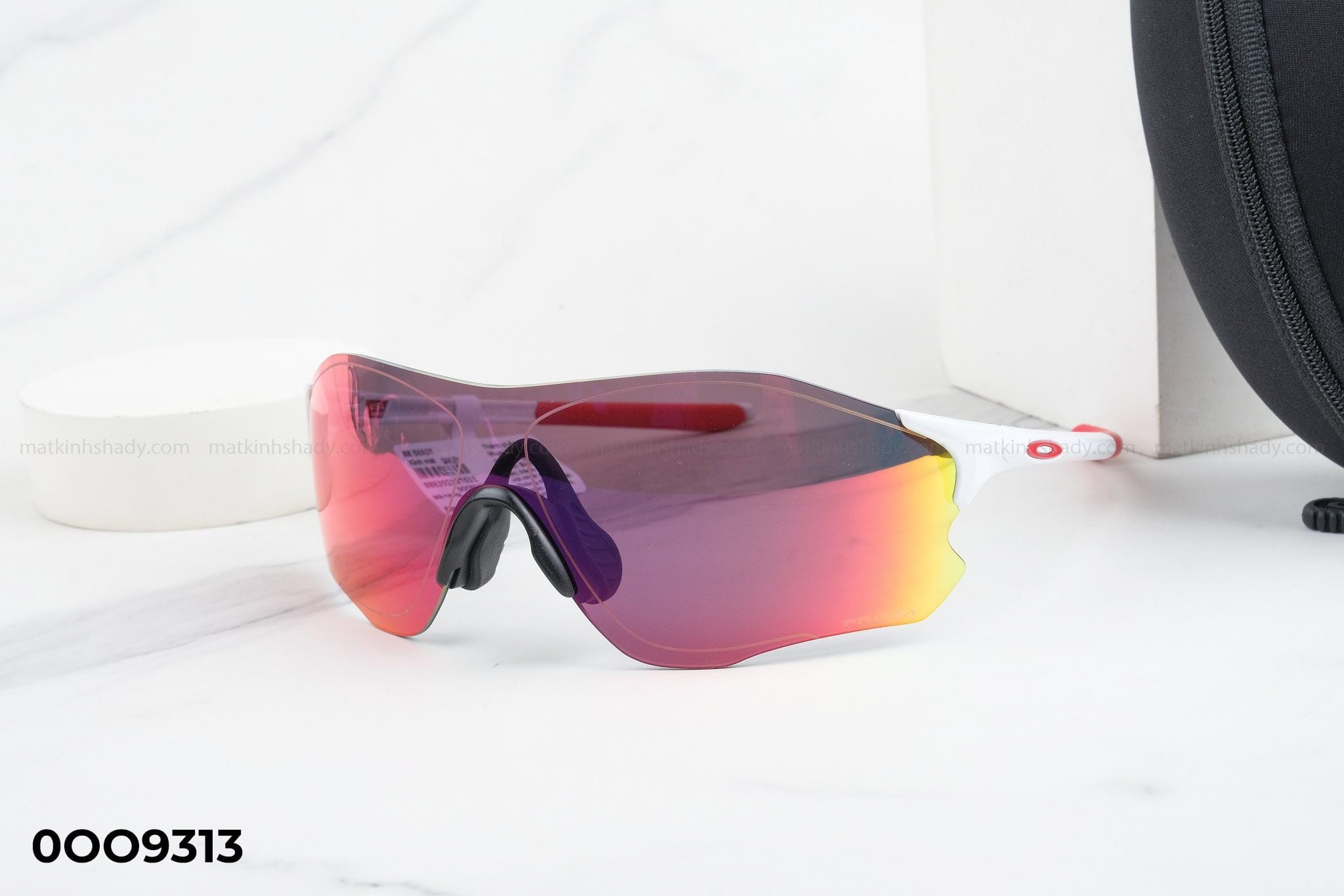  Oakley Eyewear - Sunglasses - 0OO9313 