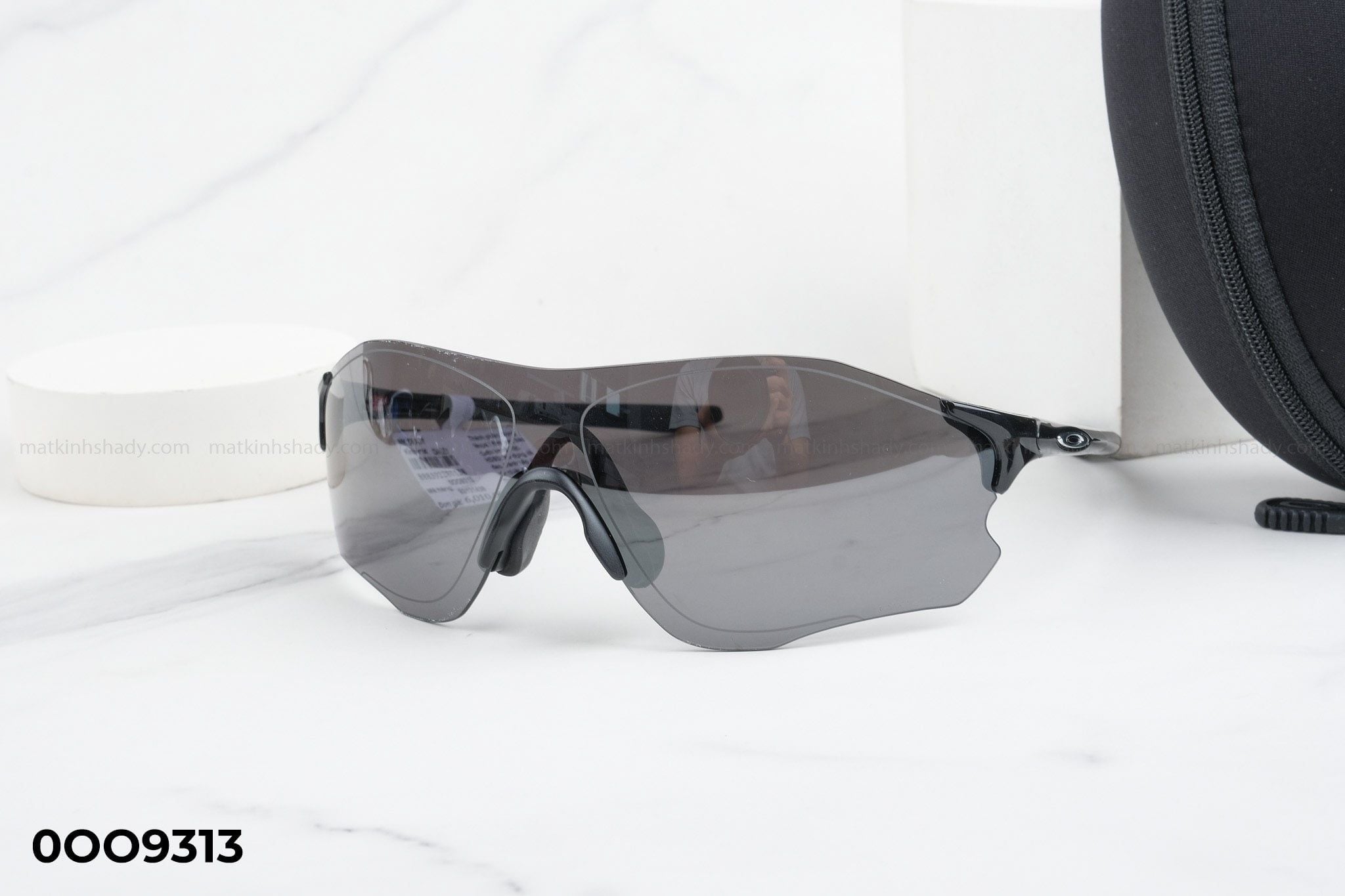  Oakley Eyewear - Sunglasses - 0OO9313 