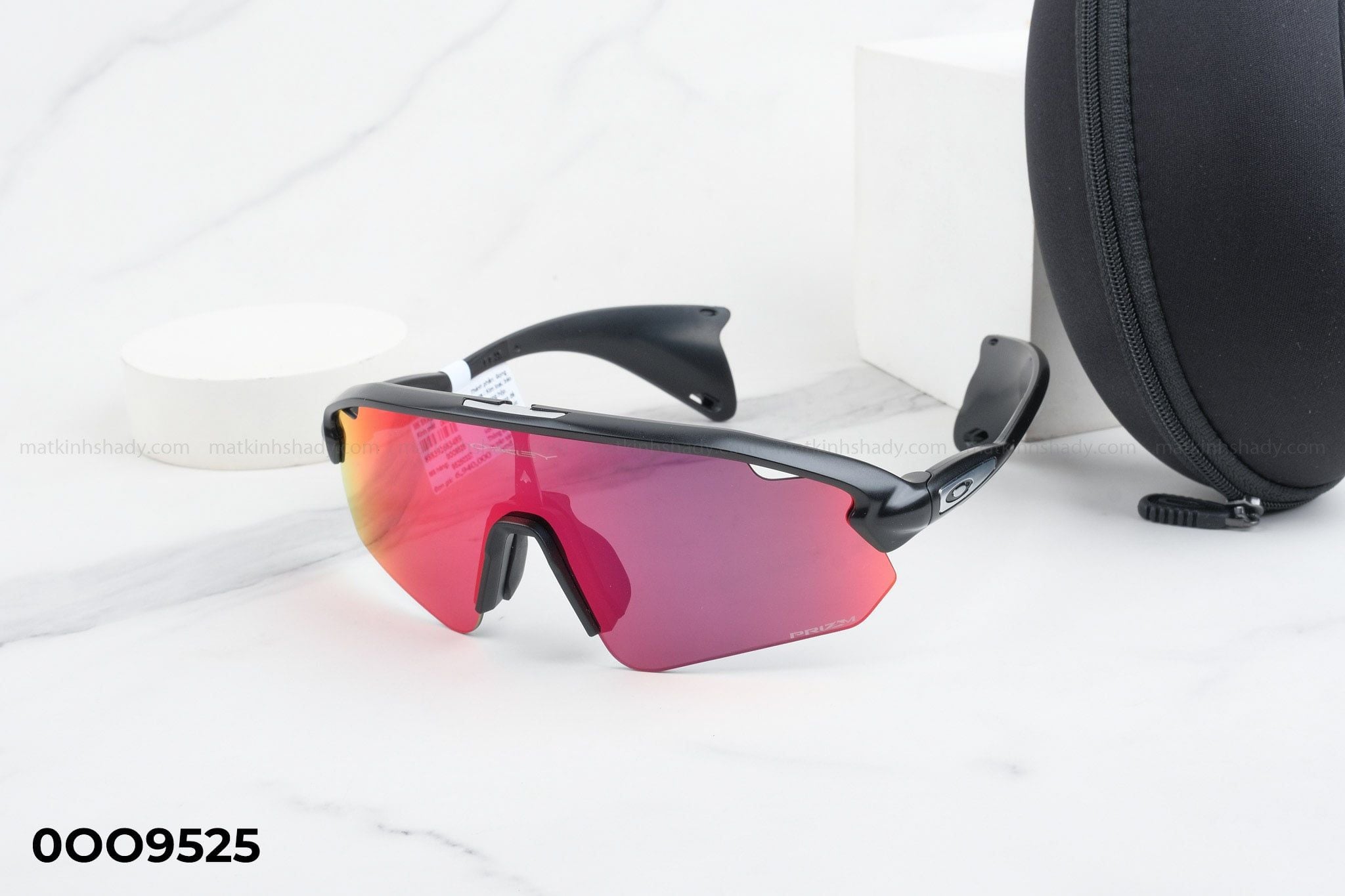  Oakley Eyewear - Sunglasses - 0OO9525 