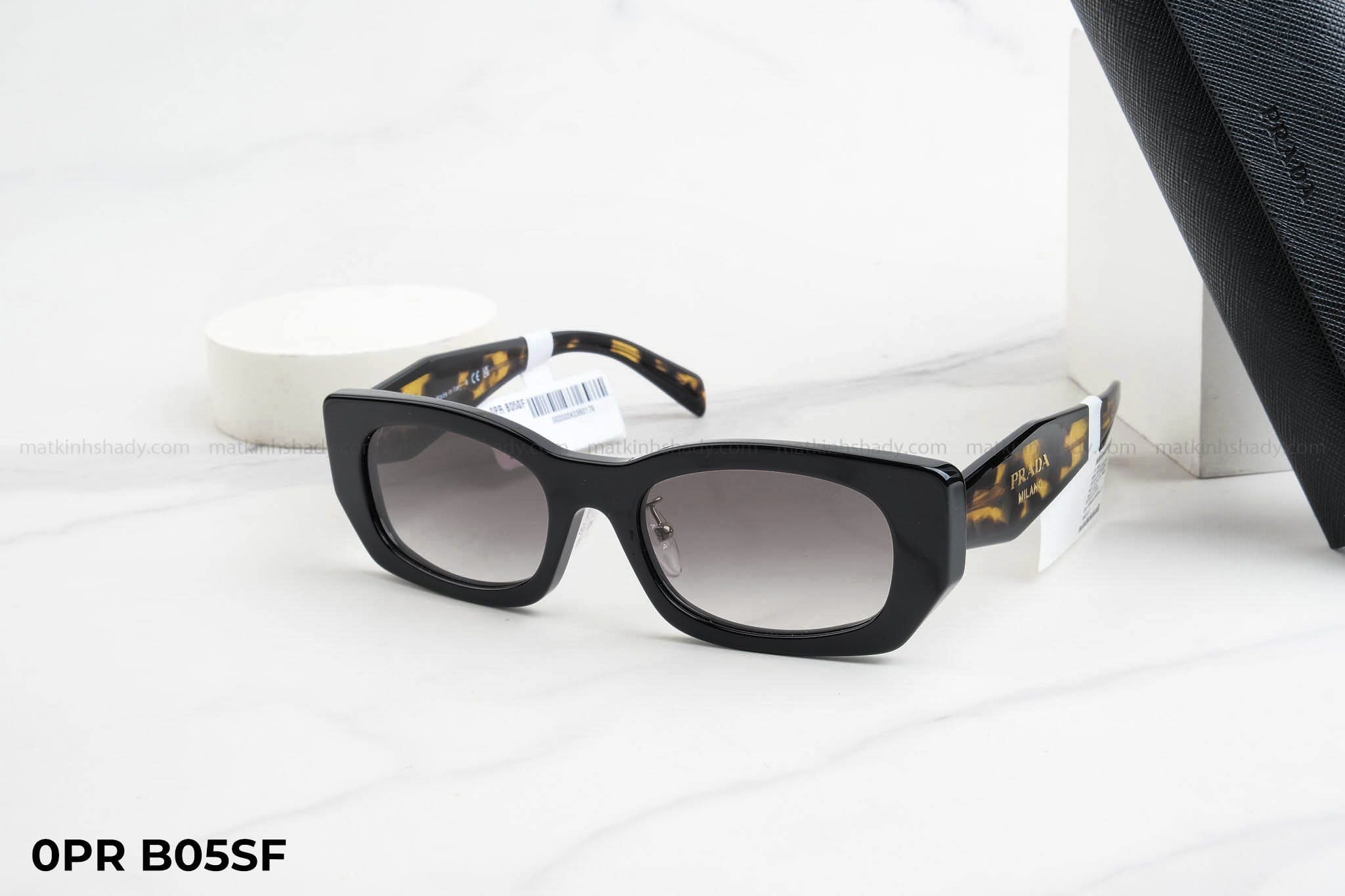  Prada Milano Eyewear - Sunglasses - 0PR B05SF 