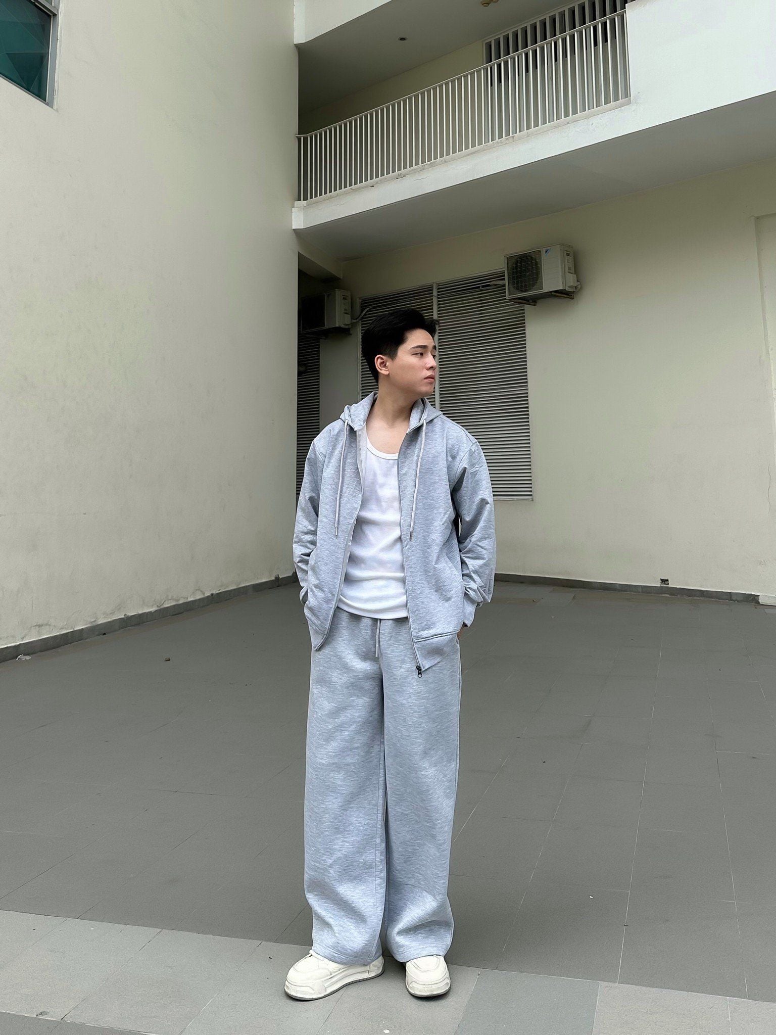  Quần Jogger Nỉ 2 Da Form Regular QTD0020 