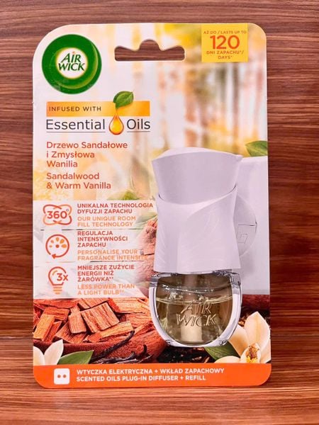Bộ Tinh Dầu Cắm Điện Air Wick AWK0127 Sandalwood & Warm Vanilla 19ml (Hương gỗ đàn hương và Vani ấm)