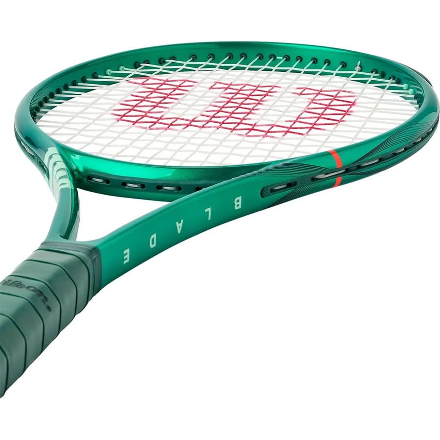 Vợt Tennis Wilson BLADE 100UL V10 265gram (WR208410U)