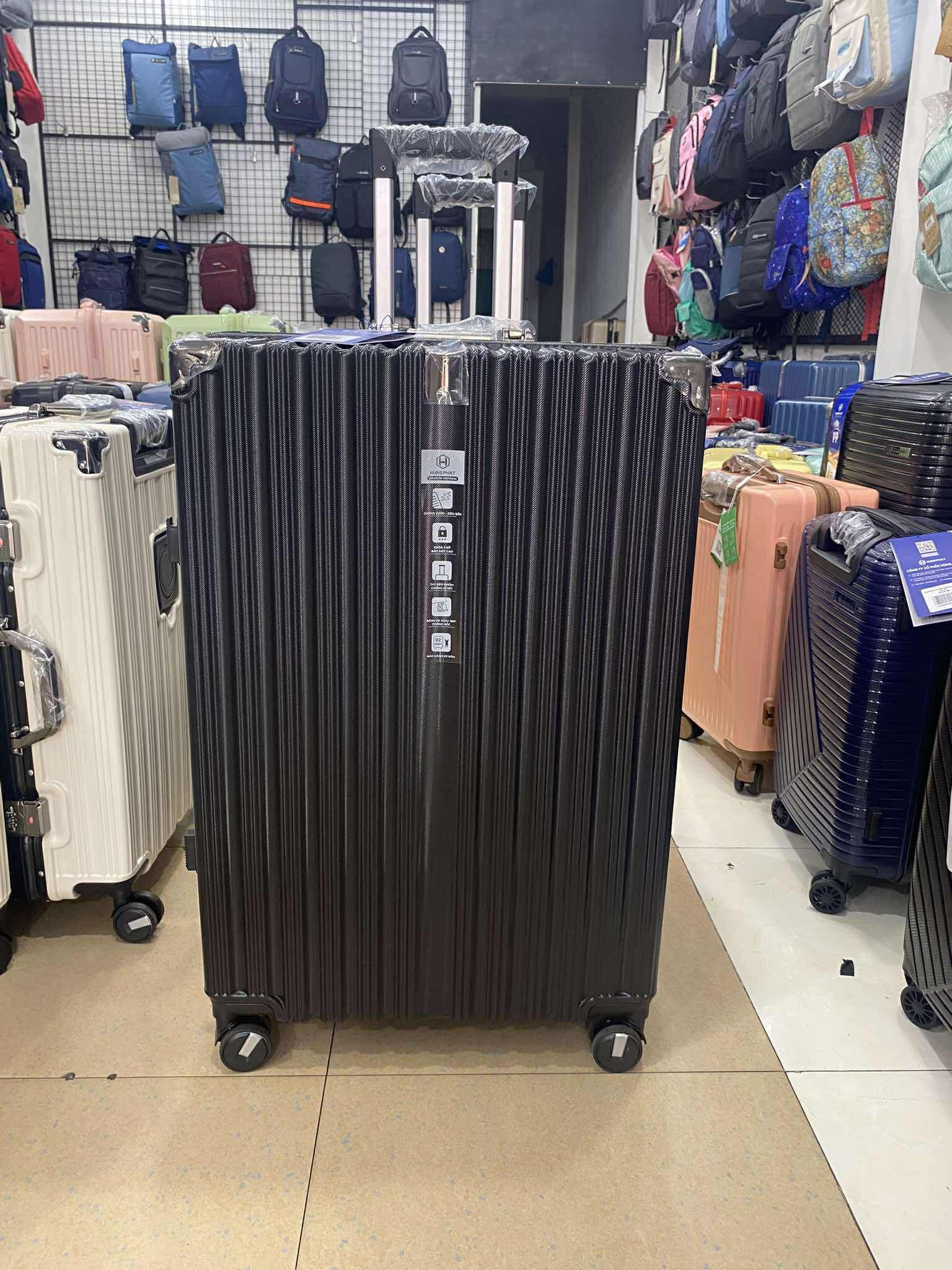 Vali Khung Nhôm Khóa Sập Chính hãng 6008 Size 28 Đen