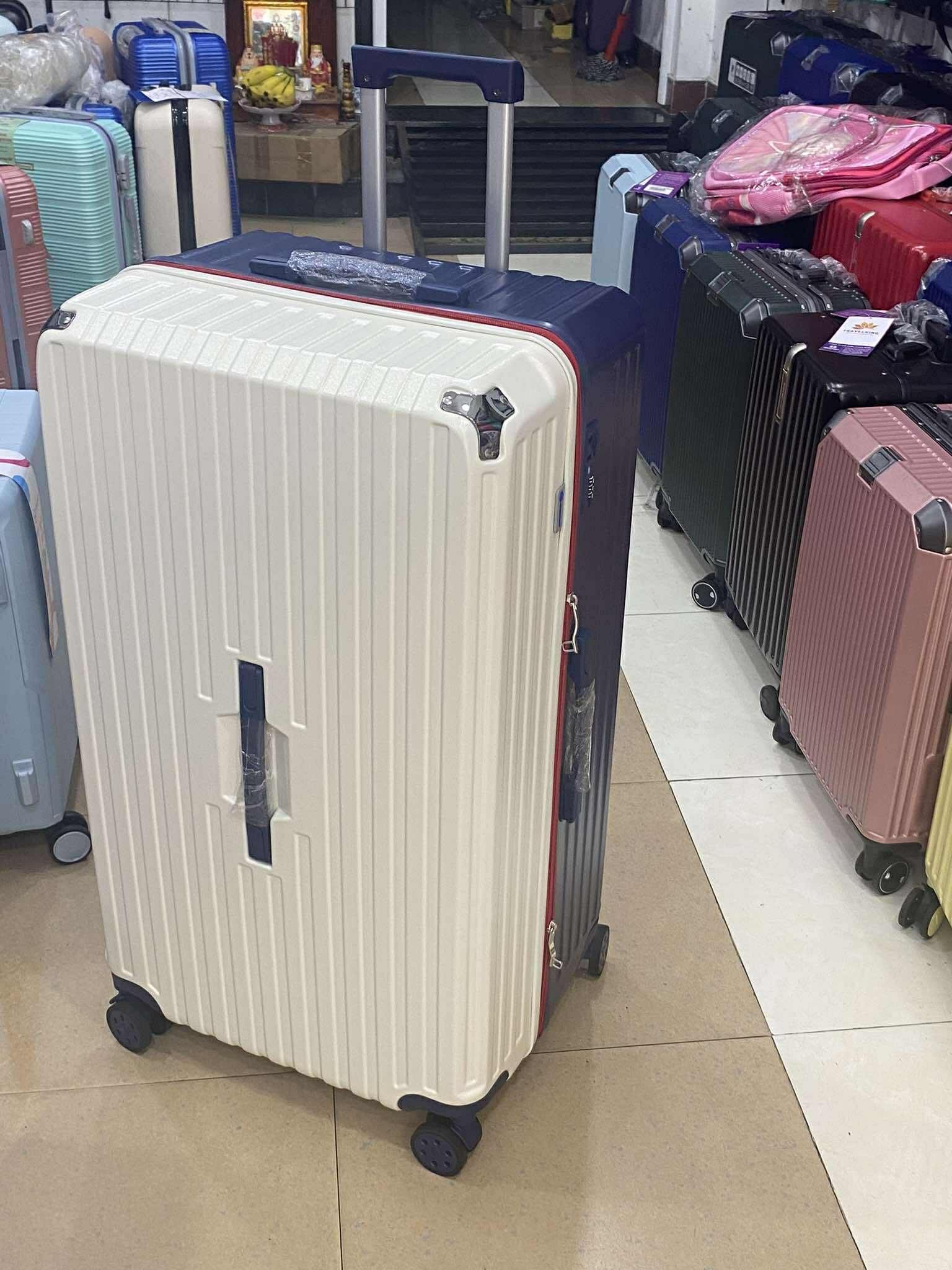 Vali Khổng Lồ Size 32 Chứa 40kg Màu Trắng phối xanh