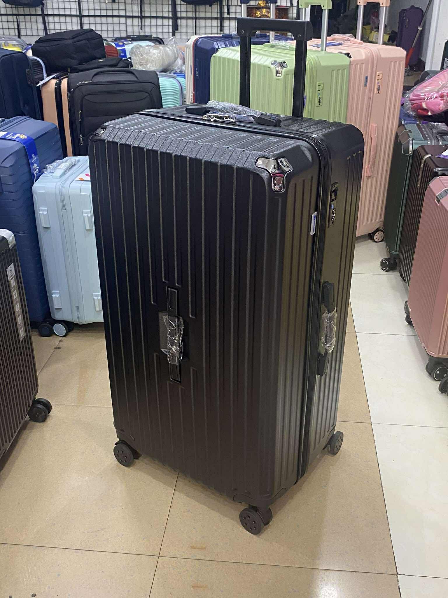Vali Khổng Lồ Size 32 Chứa 40kg Màu Đen