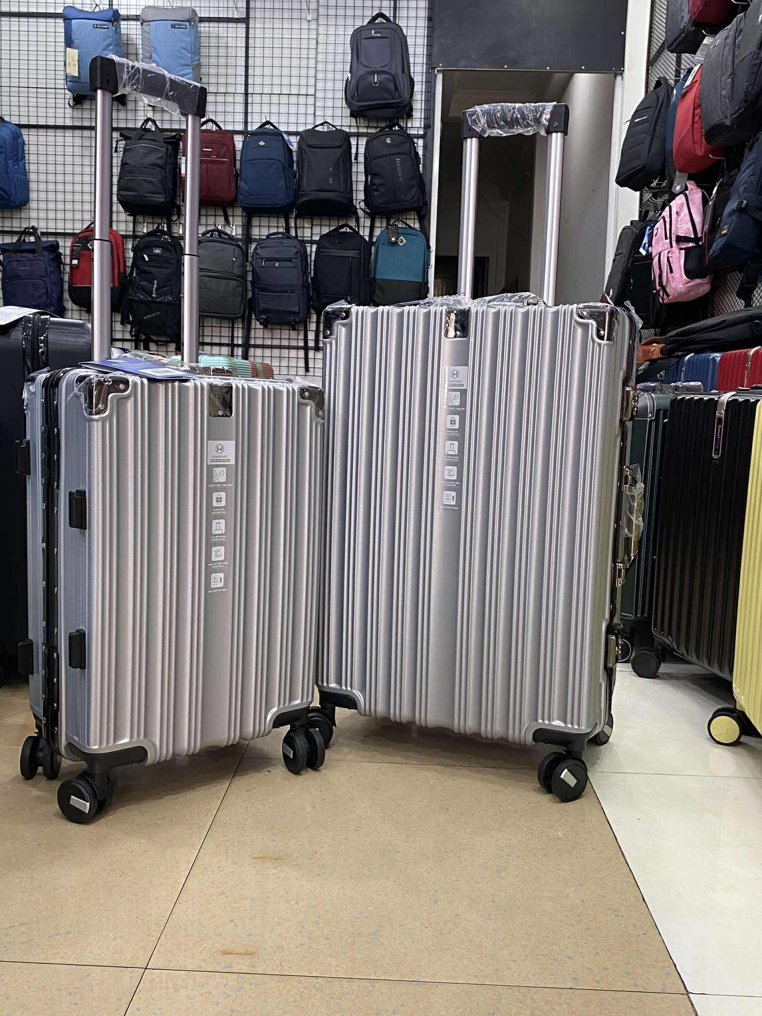 Combo 2 Vali 6008 Size 20&24 Khung Nhôm Khóa Sập Chính hãng Xám bạc