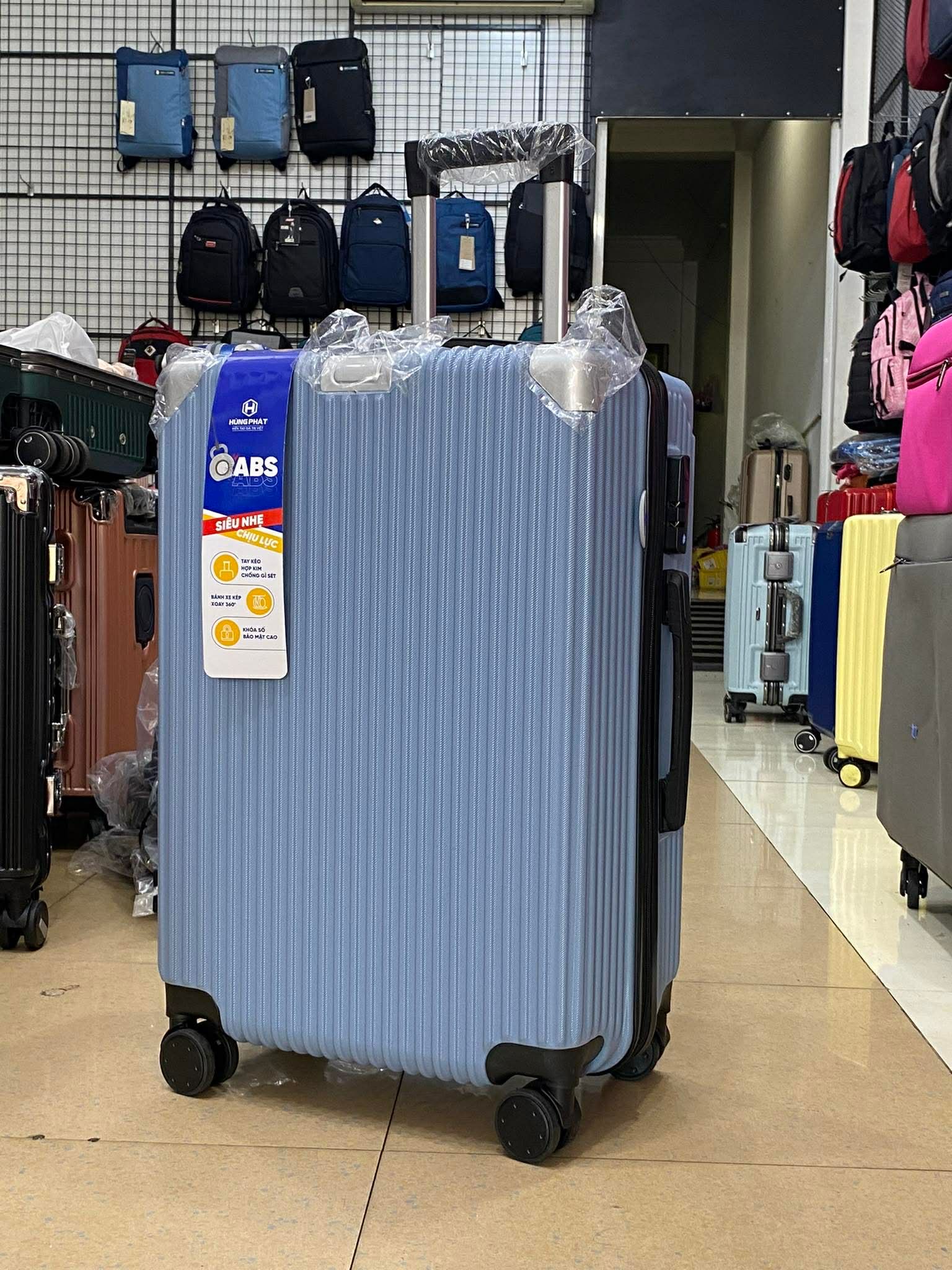 Vali Nhựa 218 Size 24 Màu Xanh Ghi