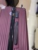 Vali kéo 218 size 28 màu Đỏ Rượu