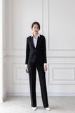  Quần tây nữ công sở dáng suông Merriman mã THWP06 màu đen 