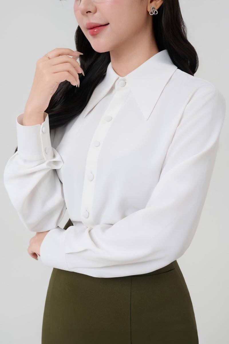Áo sơ mi nữ cổ nhọn thanh lịch Merrie Ele mã THFWSL038 màu trắng