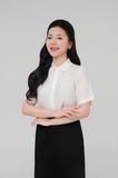  Áo sơ mi nữ màu trắng ngắn tay THFWSS037 chất vải thạch anh mềm mát 