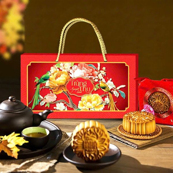 Hộp trung thu 2B HỒNG ĐIỂU HOA 150-250g