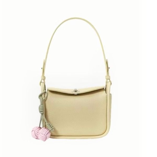 Túi xách C20 chữ nhật 2 dây kèm CHR XK1420 / 22x16 / VÀNG