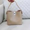 Túi K924 đeo chéo kèm Pouch Oinny CĐC S924 / M22 Đ20 C19 / KEM