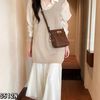 Túi đeo chéo phom đứng Chi0 S512 / 16 x 19 / ĐEN - NÂU