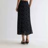 Chân váy V7 hoa xuất Âu A6337 / ĐEN HOA XANH