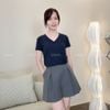 Áo thun cổ tim ngắn tay túi ngực / D100 D104 D105 D107