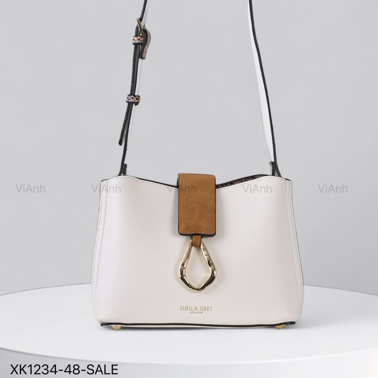 Túi xách xuất Âu chữ nhật đeo chéo / 22x18 / TRẮNG