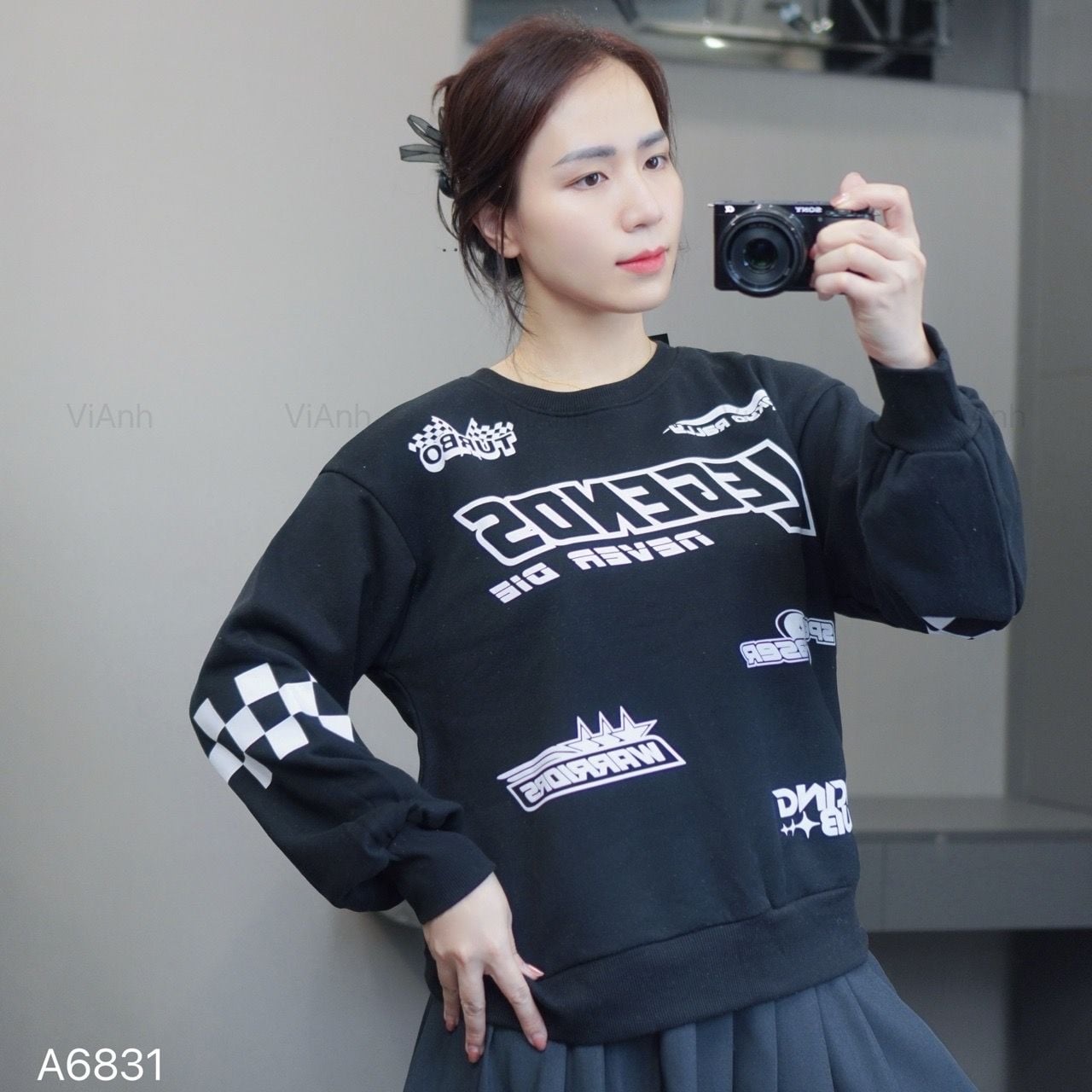 Áo sweater in chữ Cotton Classic / ĐEN